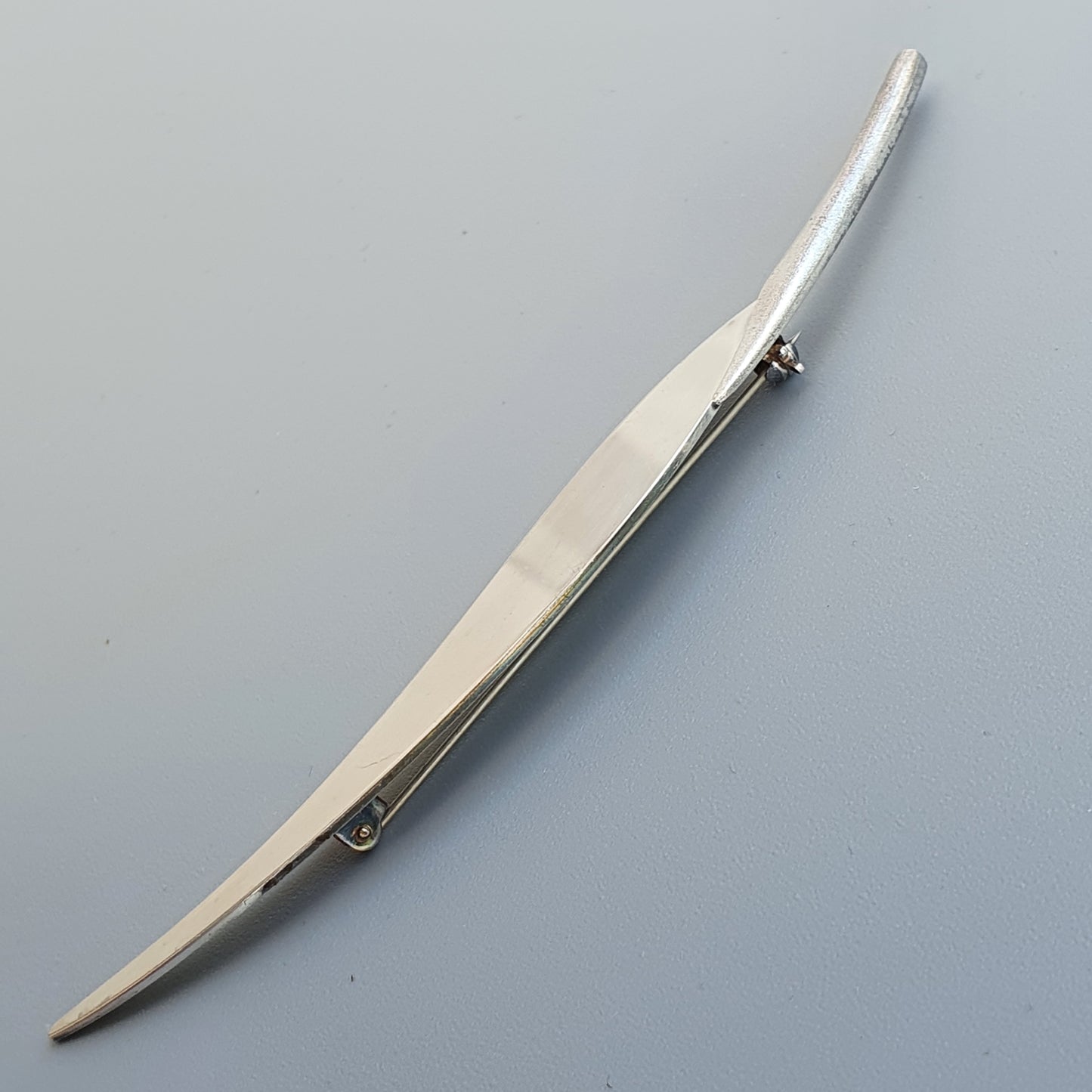 Minimalist 1990s Sterling Silver Leaf Brooch by Finnish Kaunis Koru 1997