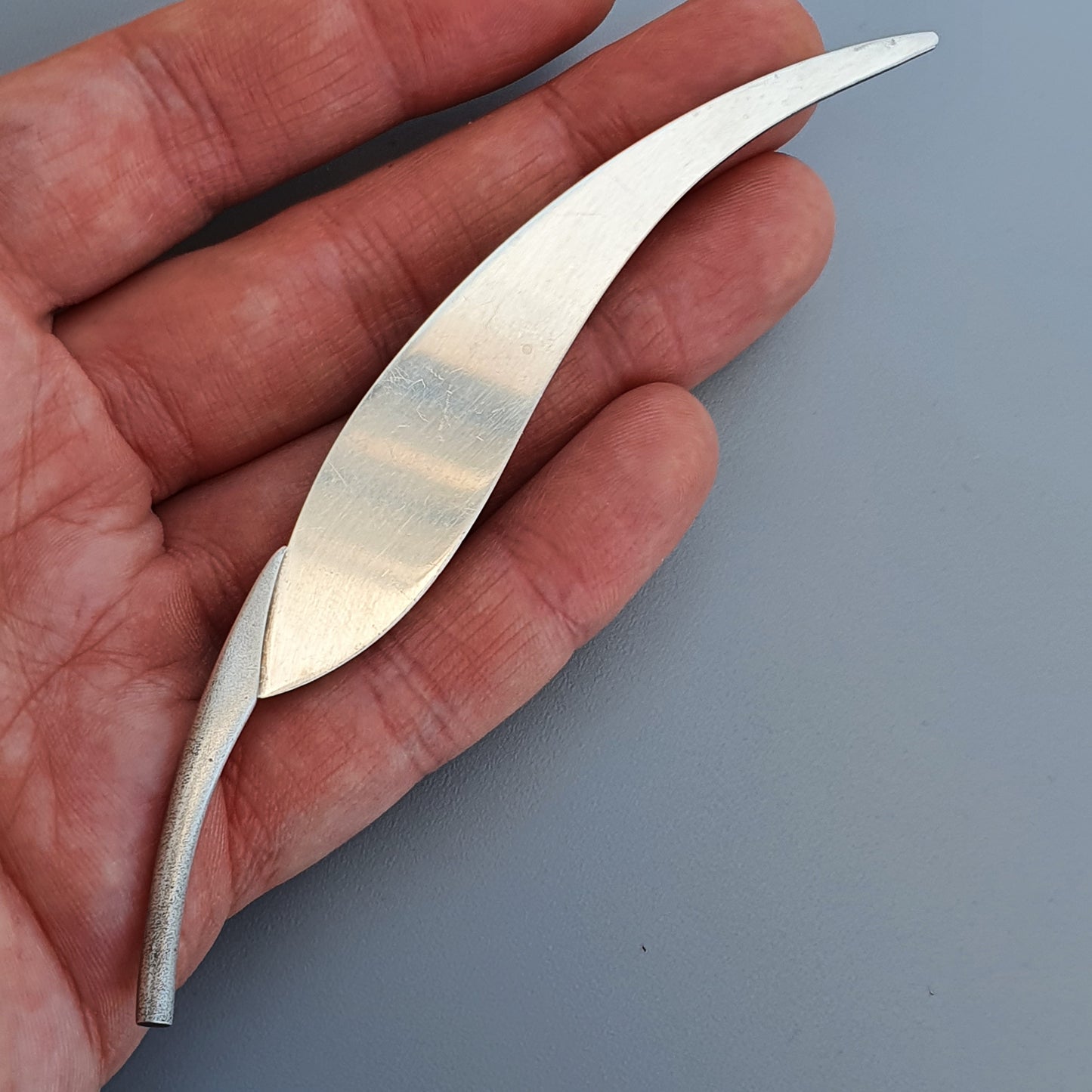 Minimalist 1990s Sterling Silver Leaf Brooch by Finnish Kaunis Koru 1997
