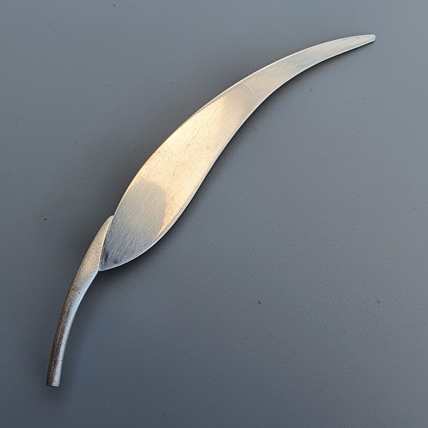 Minimalist 1990s Sterling Silver Leaf Brooch by Finnish Kaunis Koru 1997