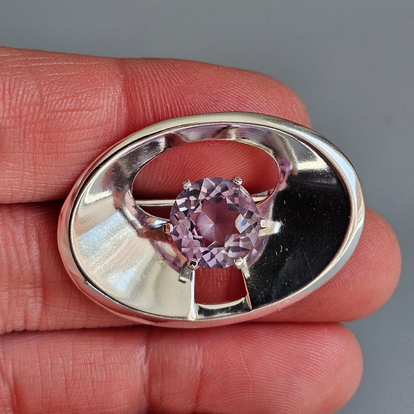 1960s Finnish Modernist Silver Space Age Brooch with Amethyst – Martti Viikinniemi 1964