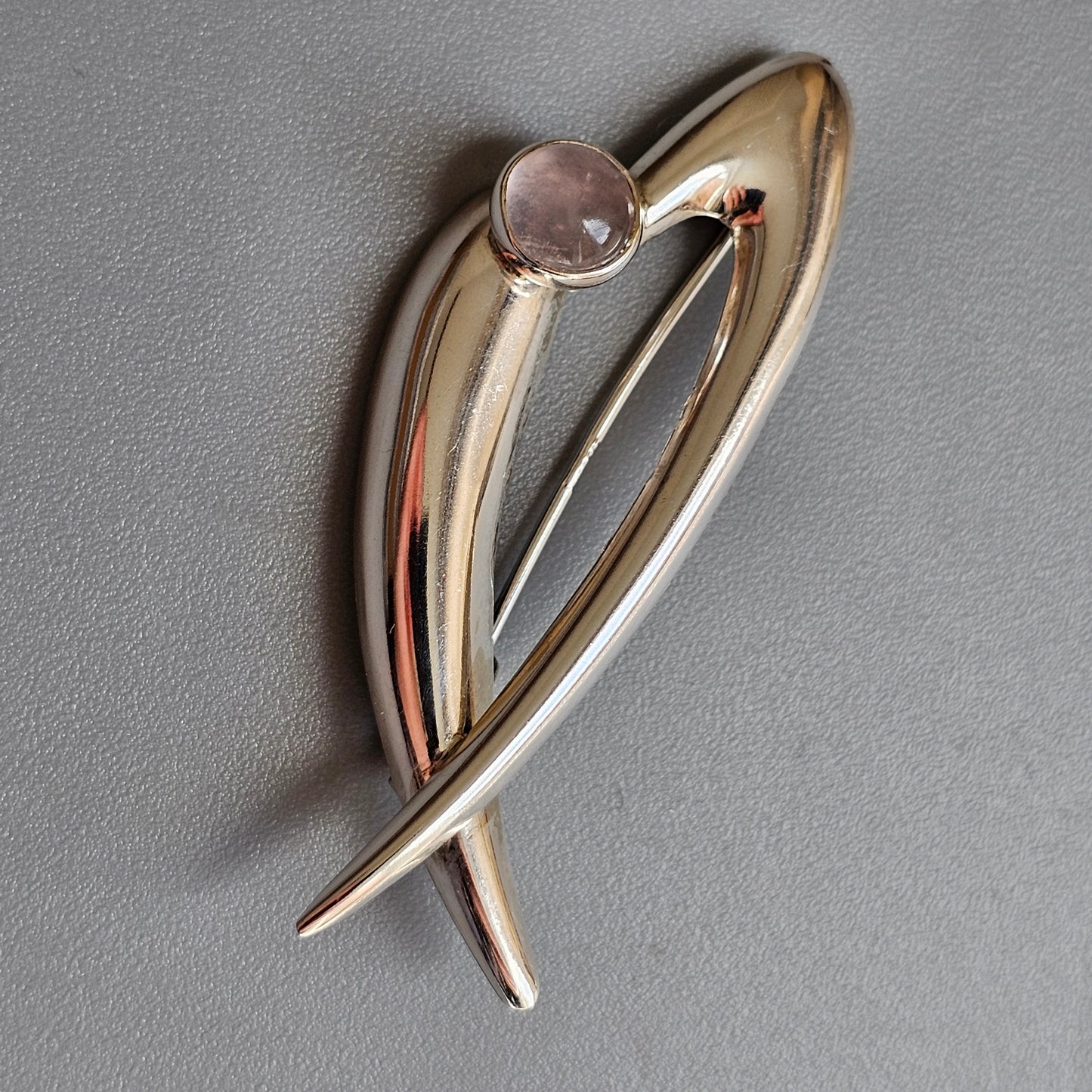 1960s Modernist Finnish Silver Brooch with Rose Quartz – Kultaseppä Salovaara