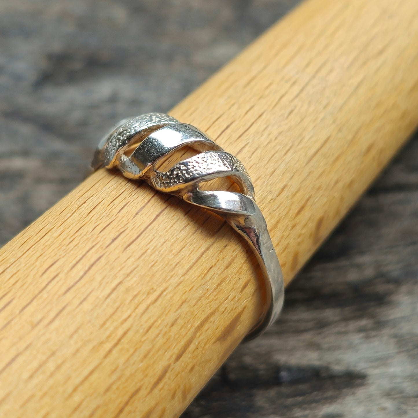 Vintage Textured Modernist Style Silver Ring Band