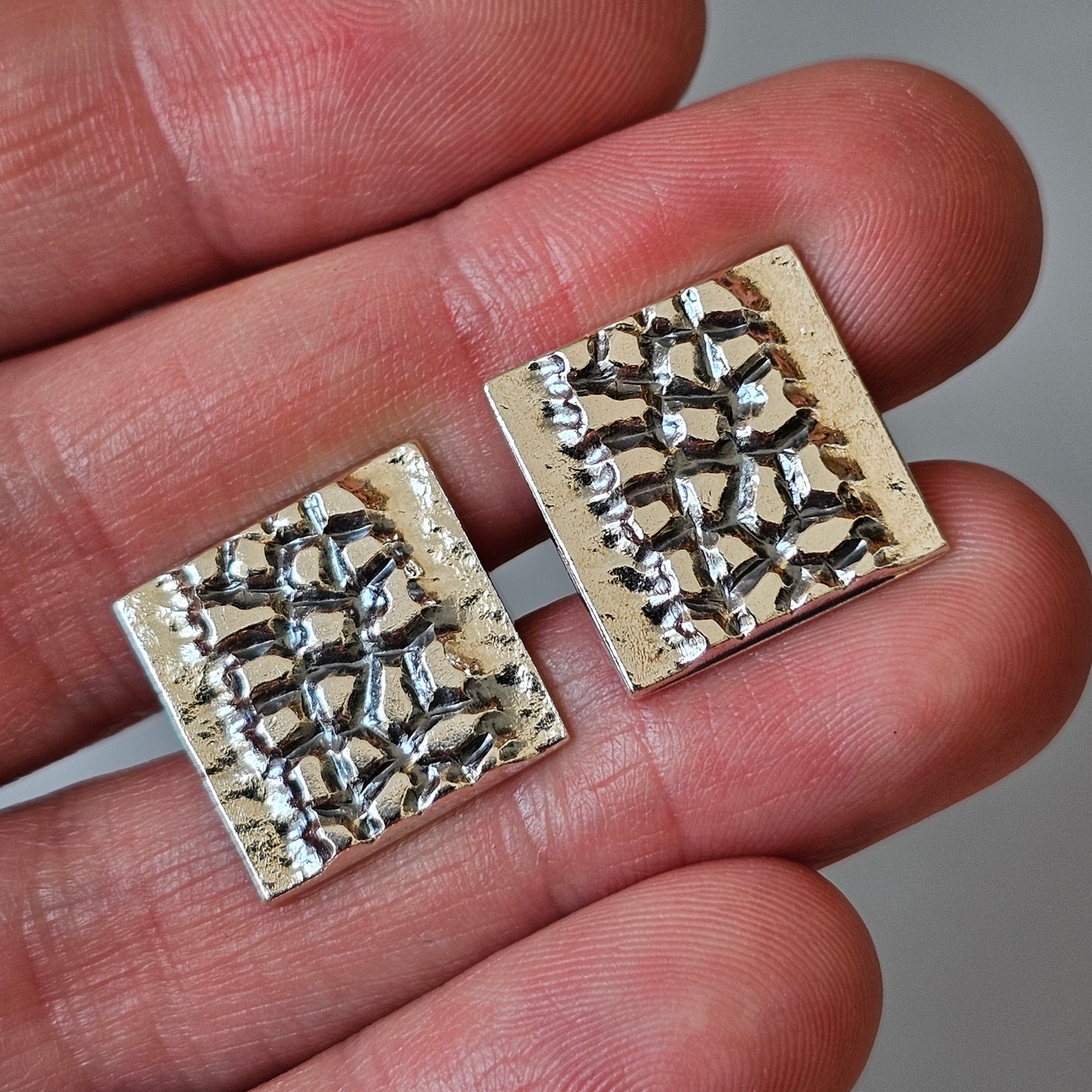 Vintage 1970s Textured Modernist Finnish Silver Cufflinks by Rauno Oma Mättö 1975