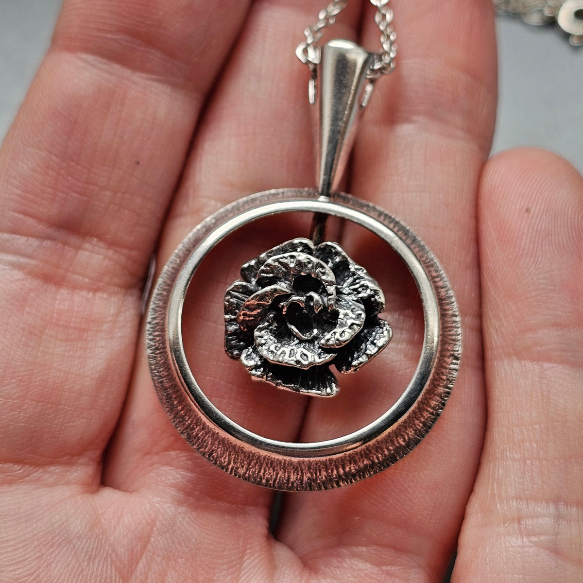 Vintage 1970s Finnish Modernist Silver Rose Necklace Pendant by Martti Viikinniemi 1972