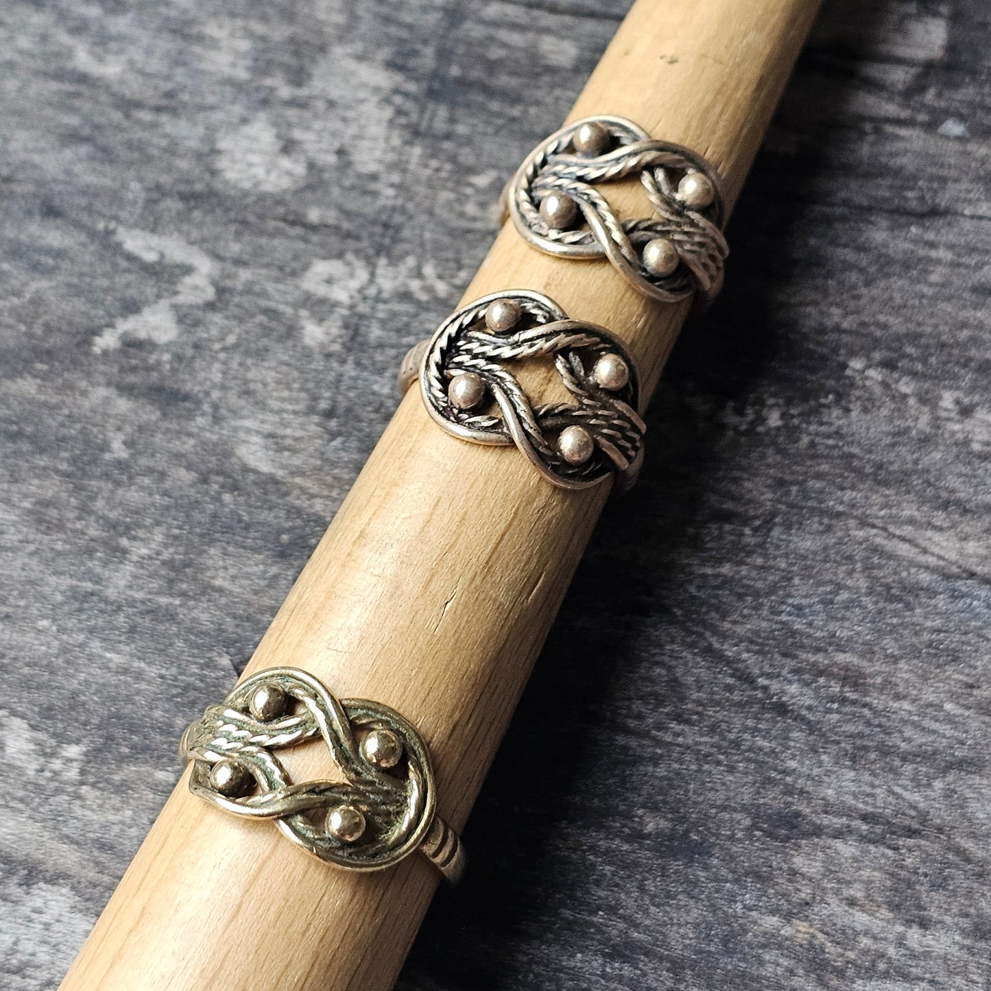 Kalevala Koru Vintage Finnish Middle Ages Viking Style Teljanneito Bronze Ring