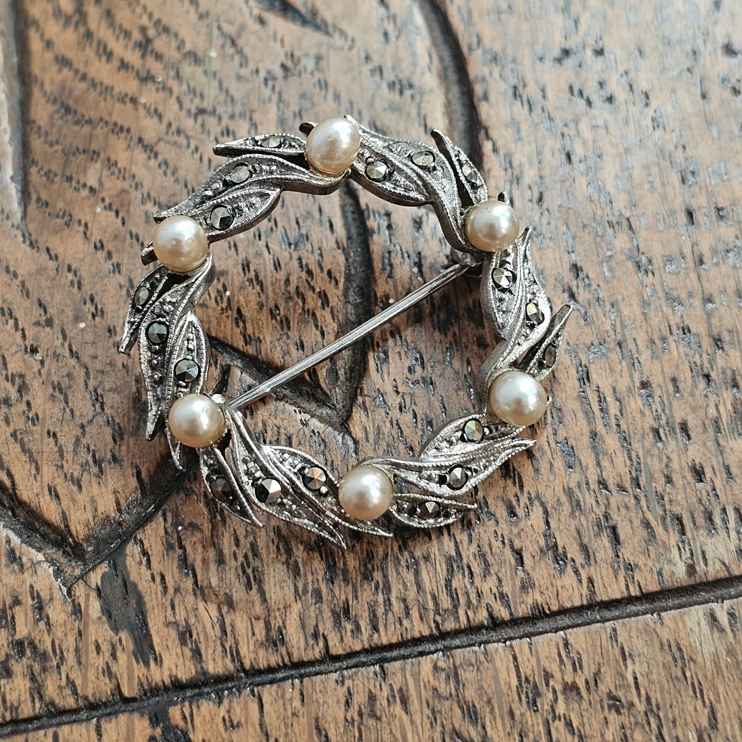 Vintage Art Deco 835 Silver, Marcasite & Faux Pearl Wreath Brooch