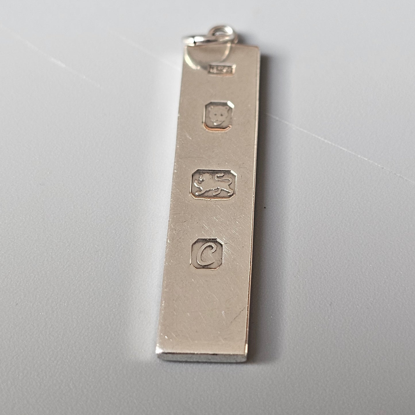 Hallmarked Vintage 1970s Sterling Silver Ingot Style Necklace Pendant 1977 - Silver Jubilee of Elizabeth II