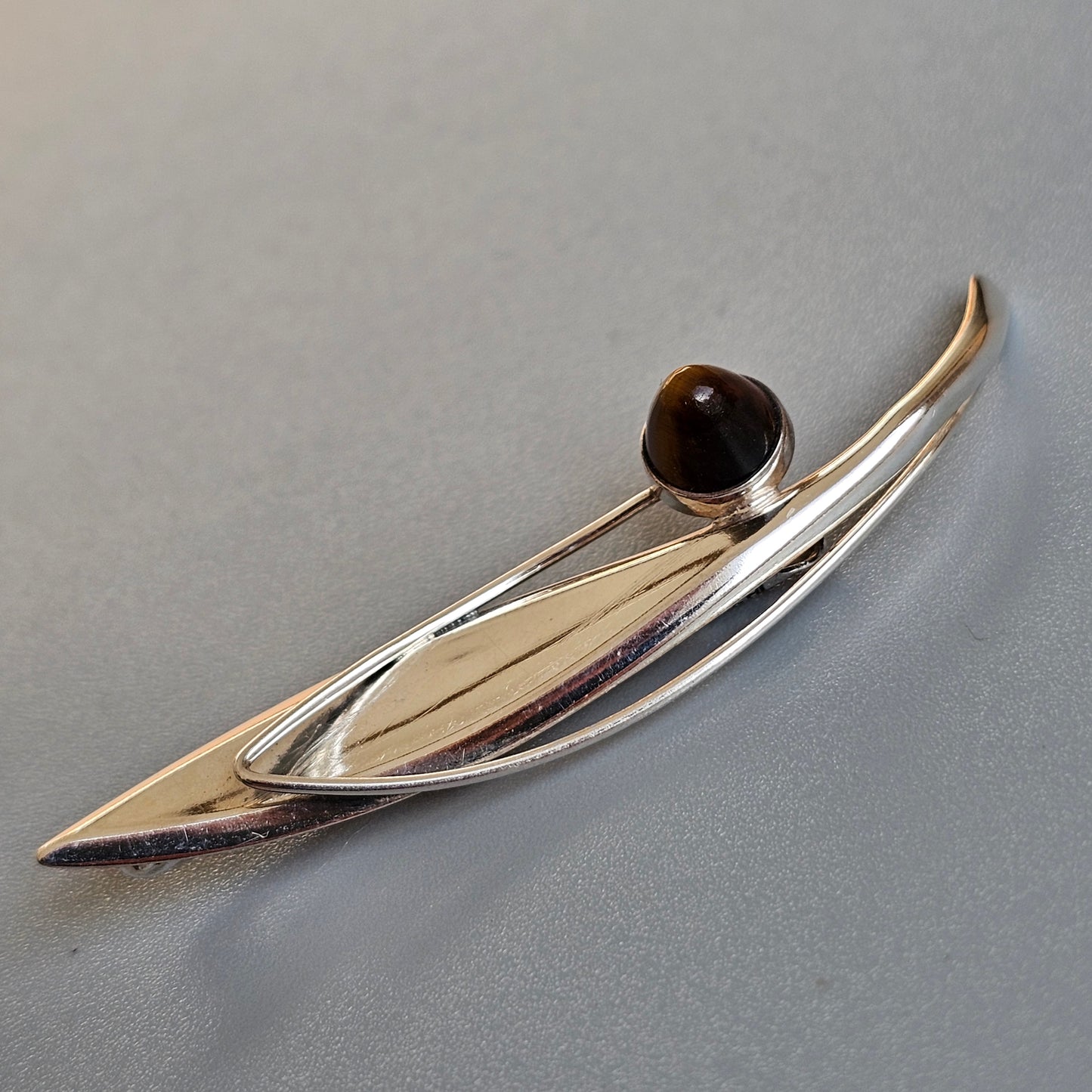 Finnish 1960s Modernist Silver & Tigers Eye Flower Brooch by Elis Kauppi Kupittaan Kulta 1961