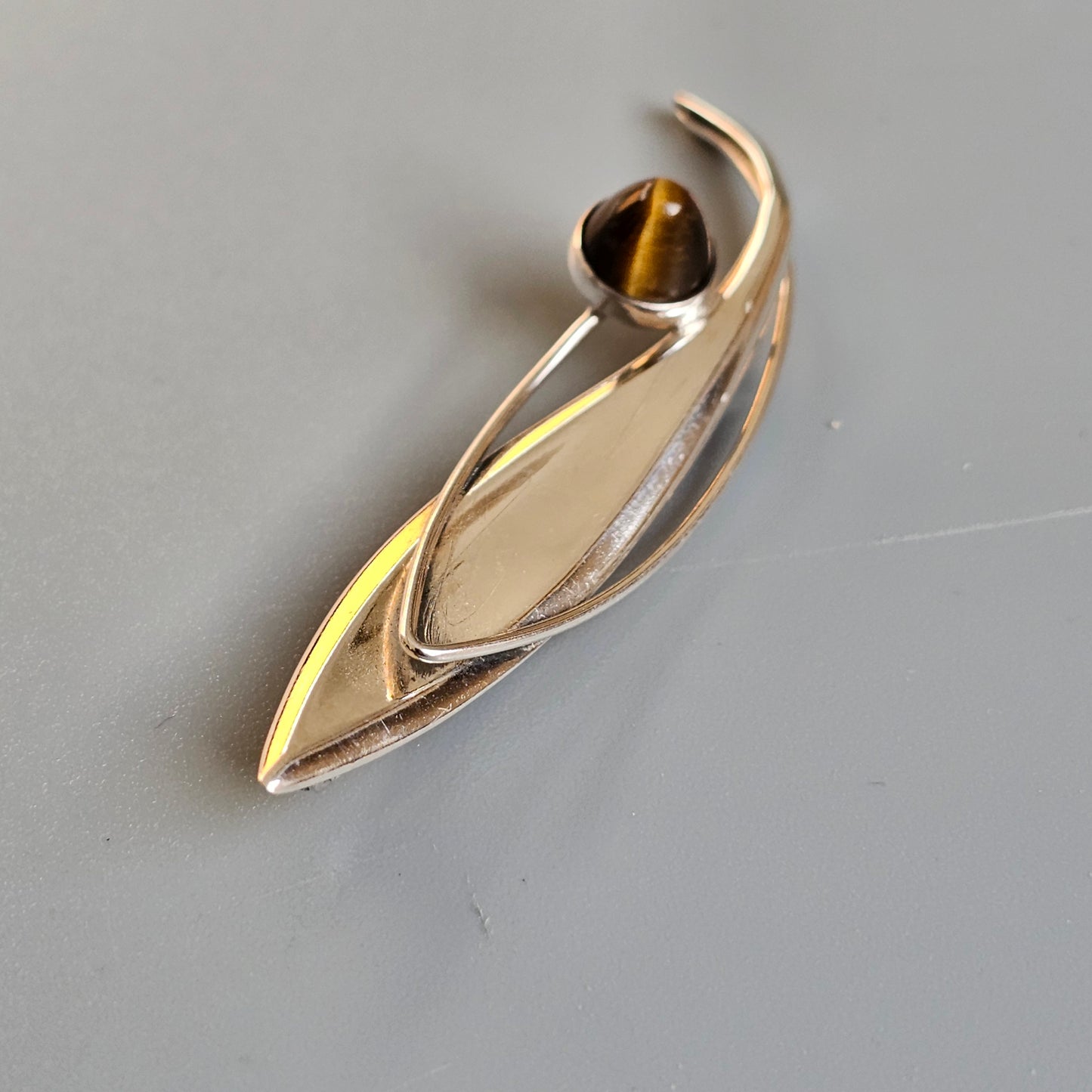 Finnish 1960s Modernist Silver & Tigers Eye Flower Brooch by Elis Kauppi Kupittaan Kulta 1961