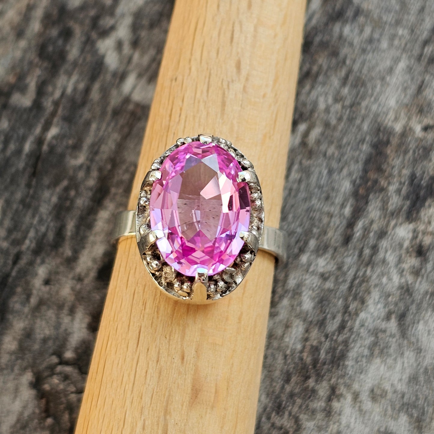 Vintage Finnish Modernist Brutalist Silver & Lab Created Pink Sapphire Ring By Martti Viikinniemi 1968