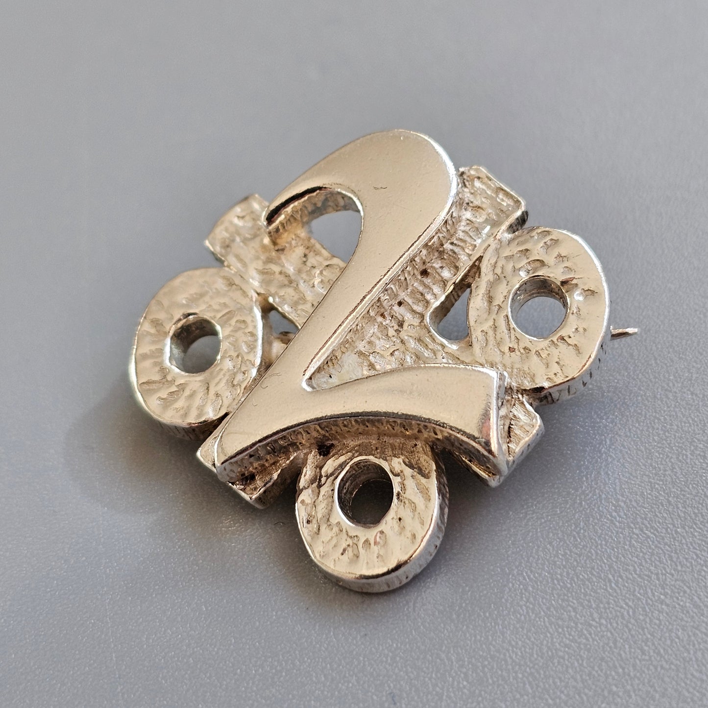 British Hallmarked Sterling Silver Year 2000 Millennium Brooch 1998 - Y2K