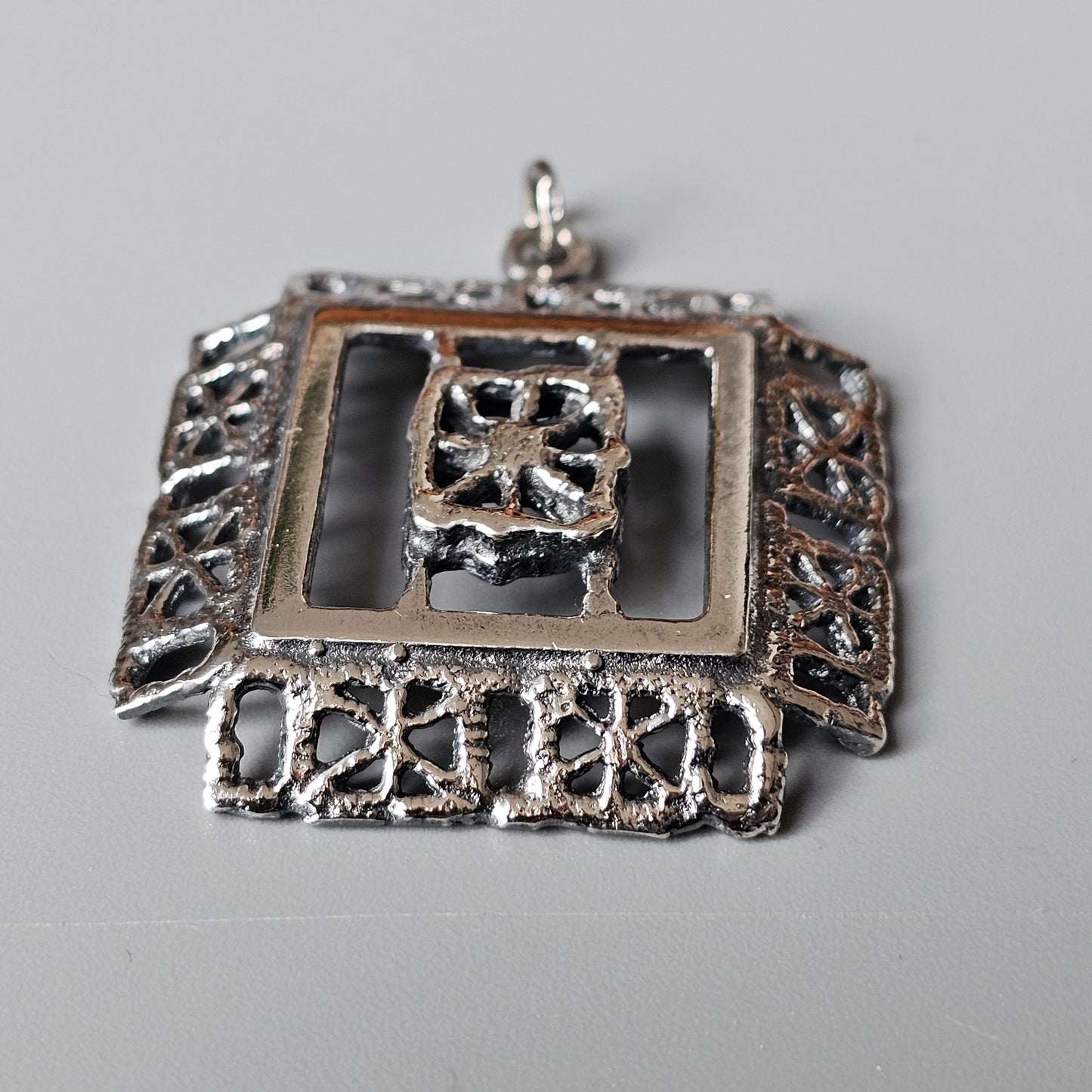 1970s Square Silver Lace Pitsi Design Necklace Pendant by Pentti Sarpaneva 1970