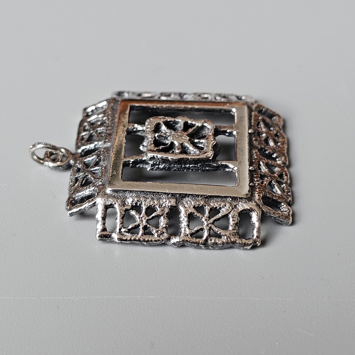 1970s Square Silver Lace Pitsi Design Necklace Pendant by Pentti Sarpaneva 1970
