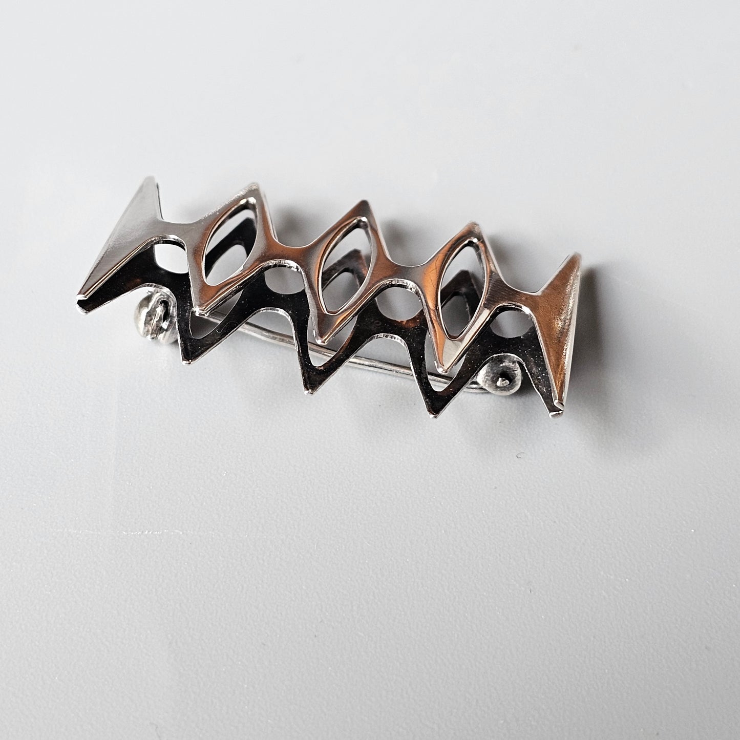 1970s Finnish Modernist Silver Zigzag Brooch by Kultaseppa Salovaara 1970