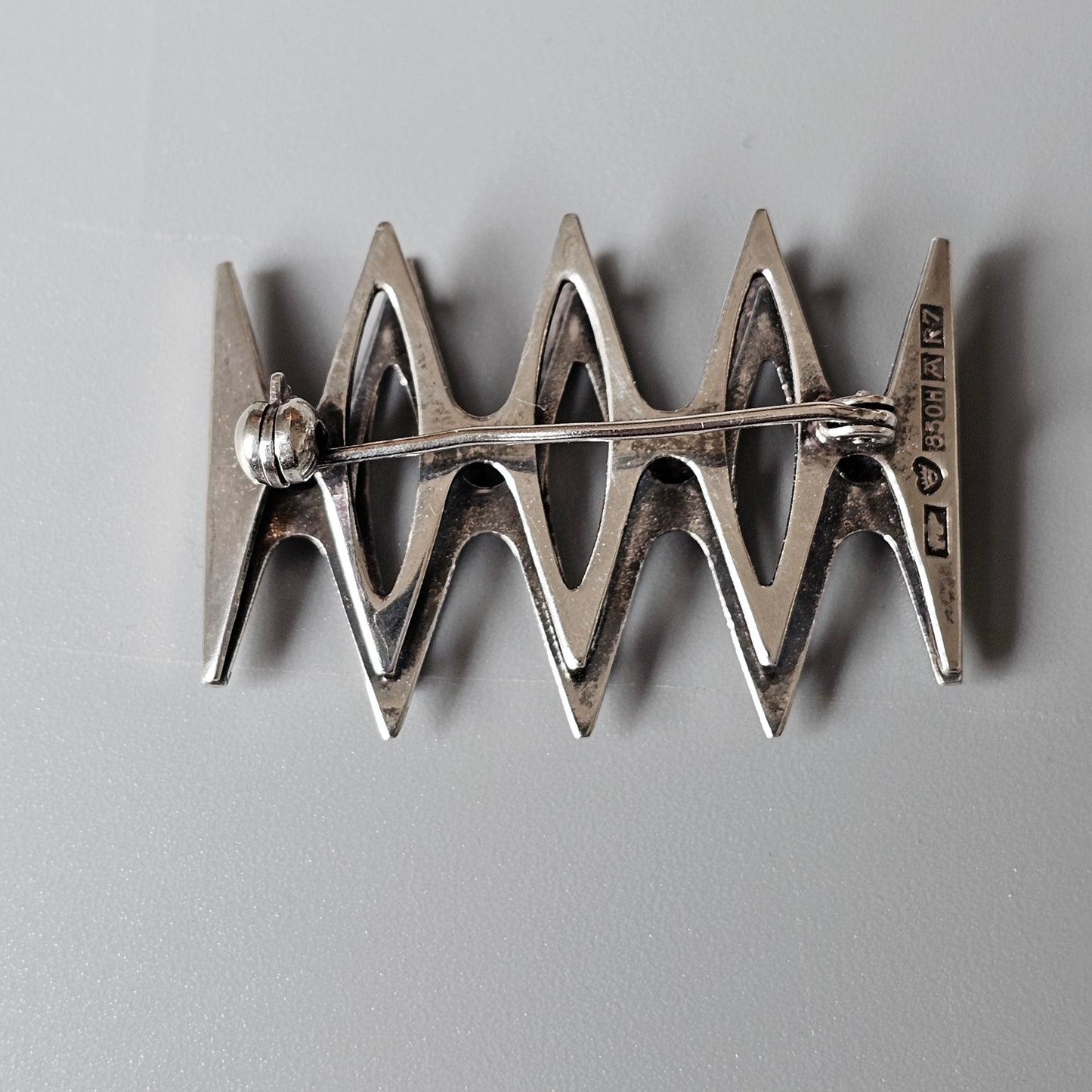 1970s Finnish Modernist Silver Zigzag Brooch by Kultaseppa Salovaara 1970