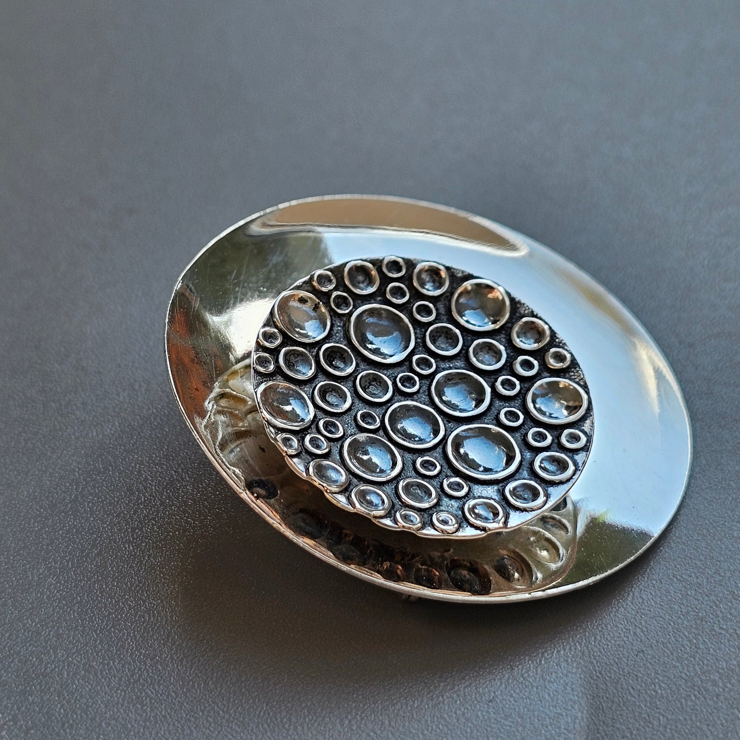 Vintage 60s Finnish Modernist Round Silver Moon Bubble Brooch by Kultaseppa Salovaara 1965