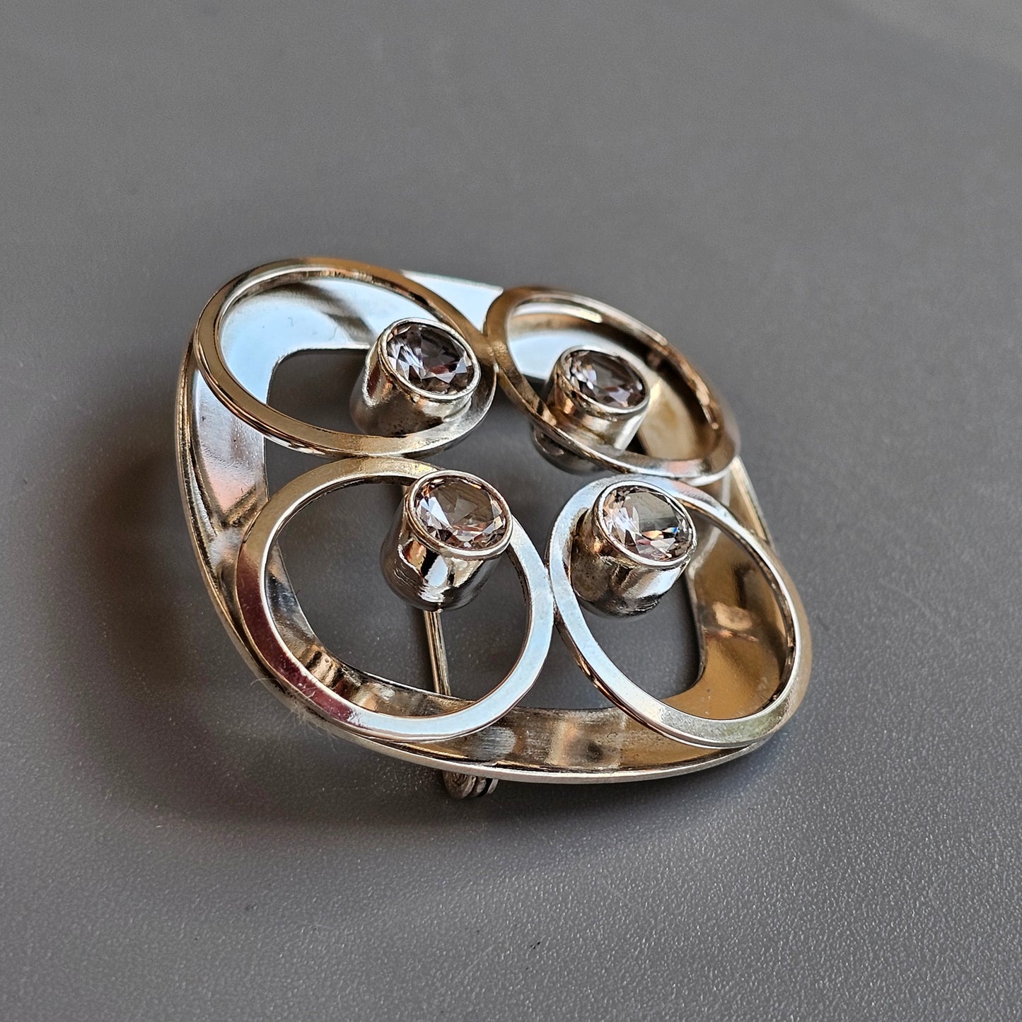 Vintage Finnish Modernist Silver & Clear Spinel Brooch by Kultaseppa Salovaara 1965