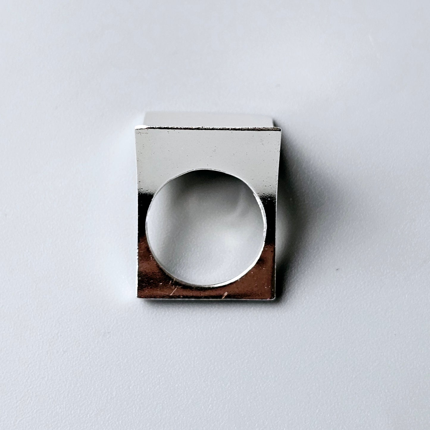 1970s Modernist Sculptural Finnish Sterling Silver Ring by Kaunis Koru Helge Narsakka 1970