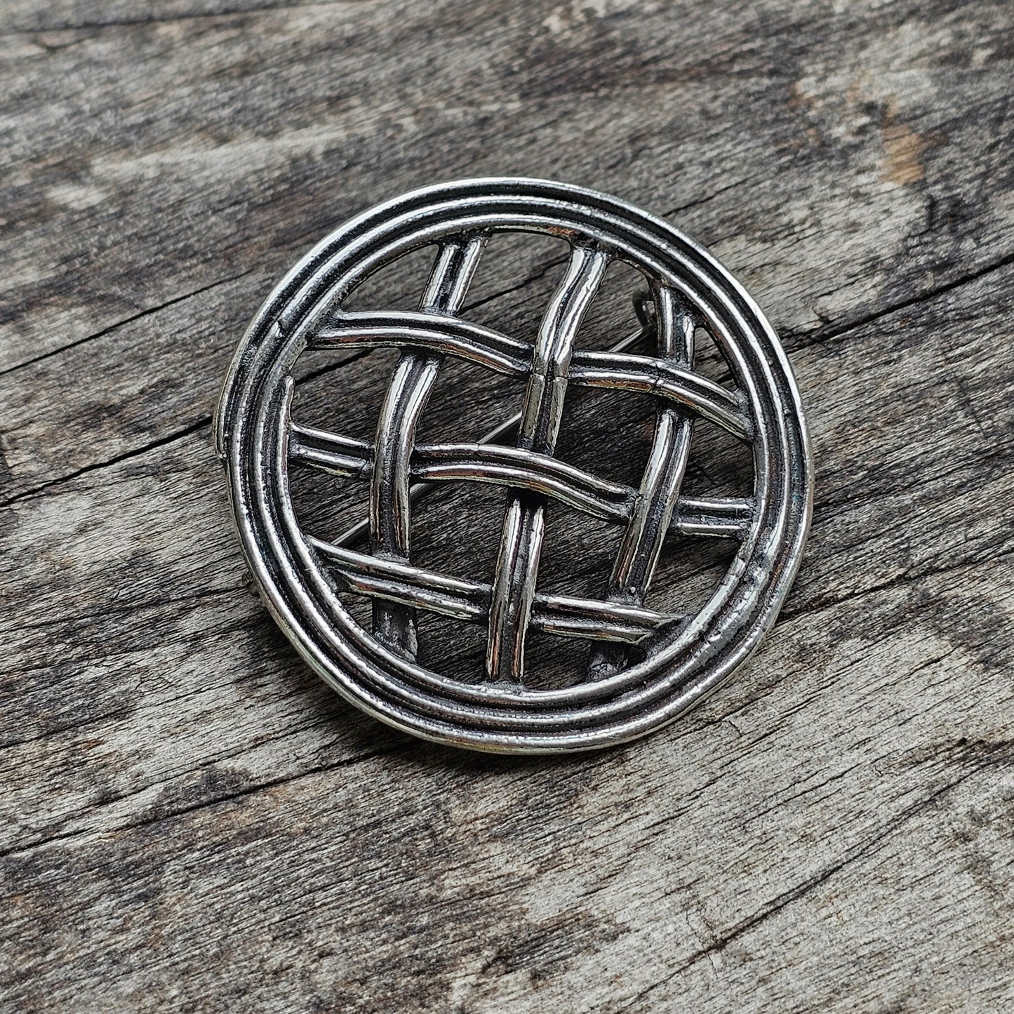 Kalevala Koru Sterling Silver Brooch Finnish Medieval Design Hallmarked 1982