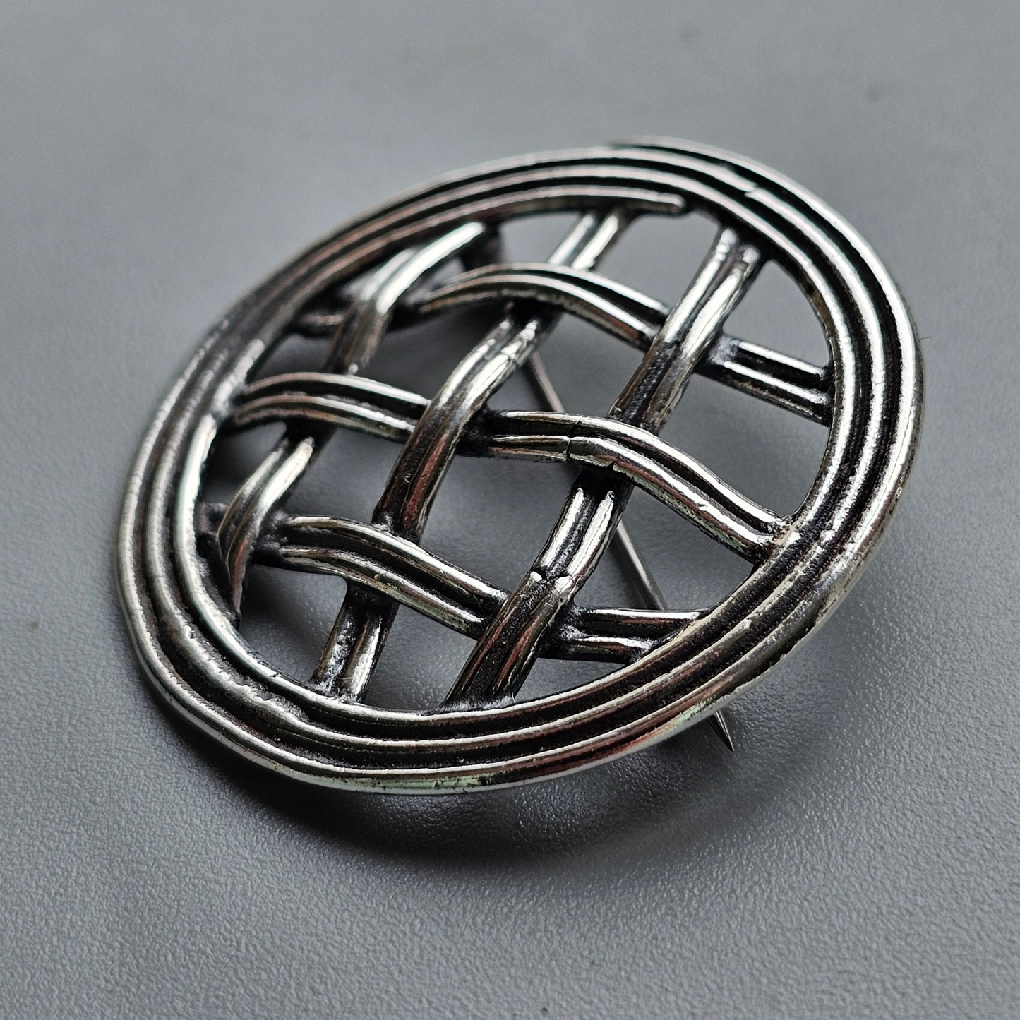 Kalevala Koru Sterling Silver Brooch Finnish Medieval Design Hallmarked 1982