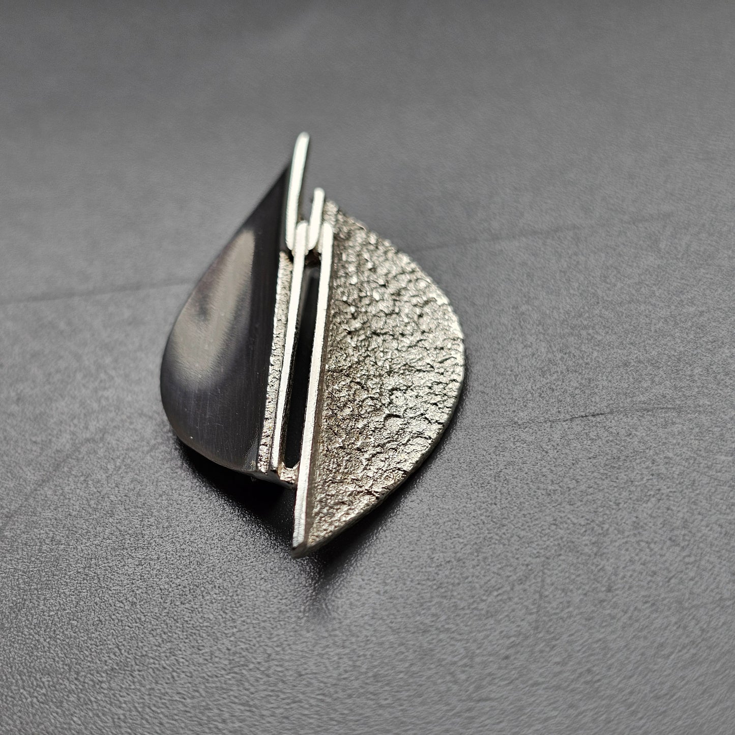 Finnish Sterling Silver Modernist Brooch by Riita Hakala & Tammen Koru