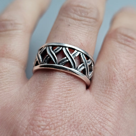 Contemporary Sterling Silver Openwork Band Ring - UK Ring Size Q 1/2 - US Ring Size 8.25