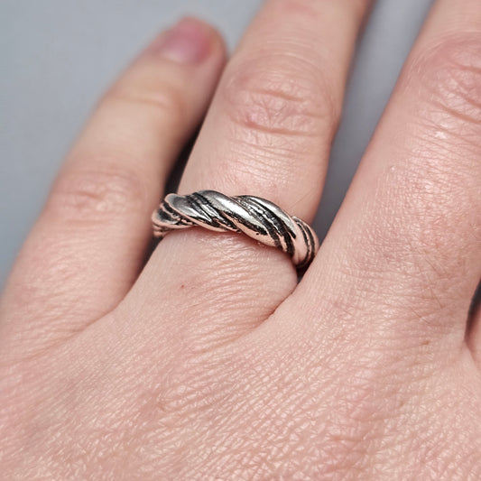 Danish Viking Style Sterling Silver Ring — Kopi Museum Replica - UK Ring Size I 1/2 - US Ring Size 4.5
