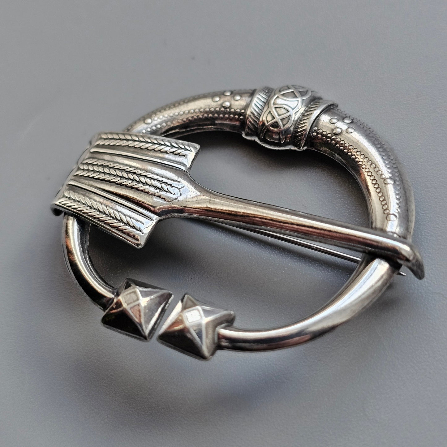 Vintage Kalevala Koru Virusmäki Silver Brooch – 11th Century Finnish Horseshoe Brooch Design, Viking Era Revival 1985