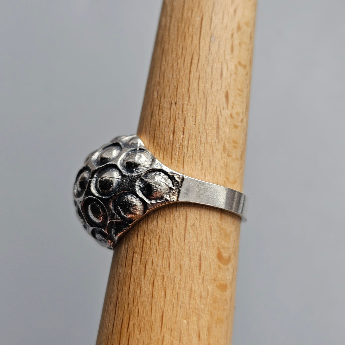 1970s Finnish Modernist Domed Silver Ring by Alpo Tammi for Tammen Koru - UK Ring Size N - US Ring Size 7.25 - 1970