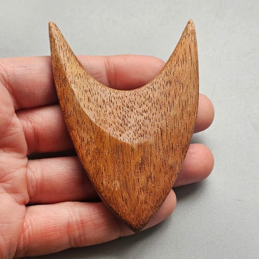 Vintage Mid Century Modern Wooden Brooch – Modernist Scandinavian Design