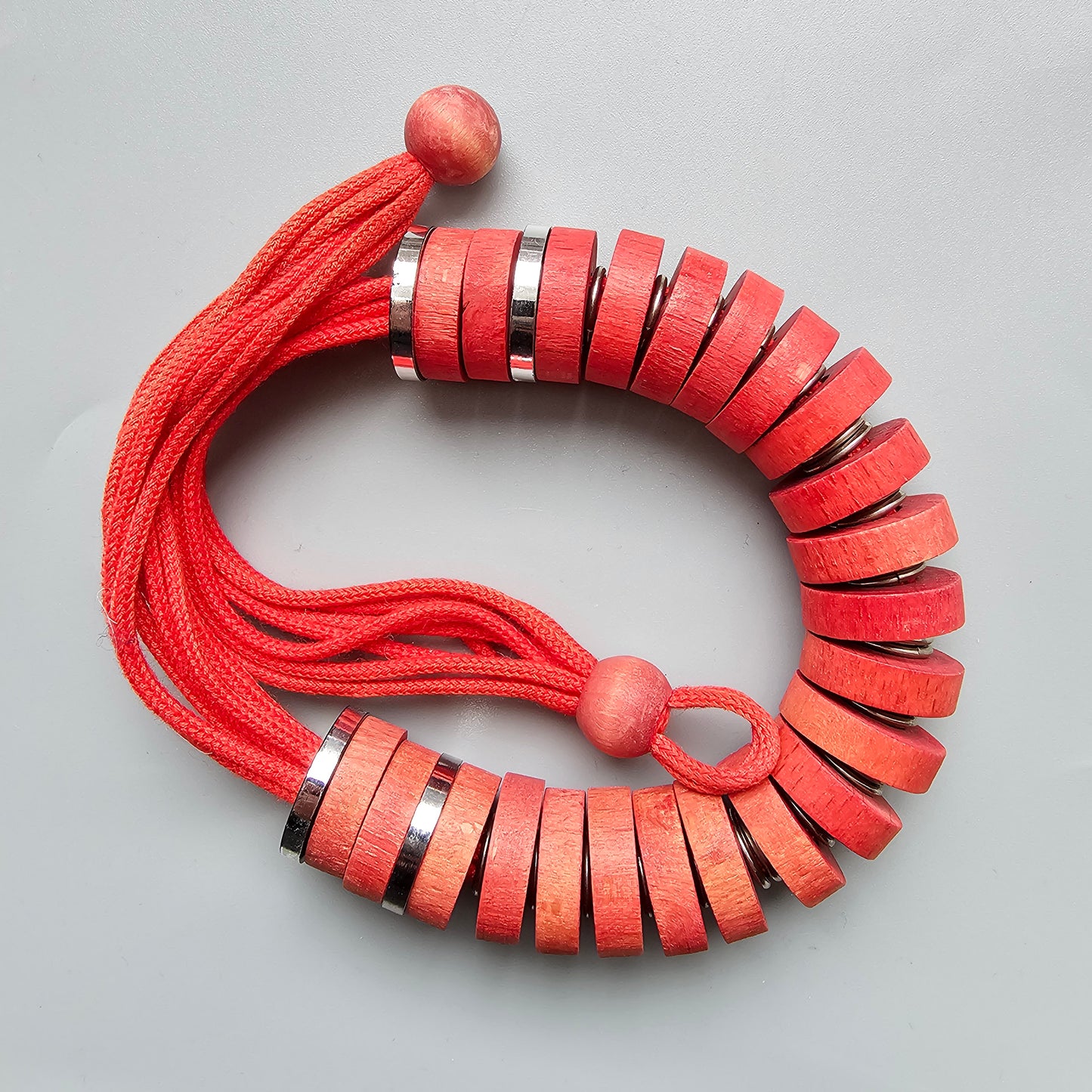 Vintage 1980s Aarikka Finland Red Wooden Beaded Necklace