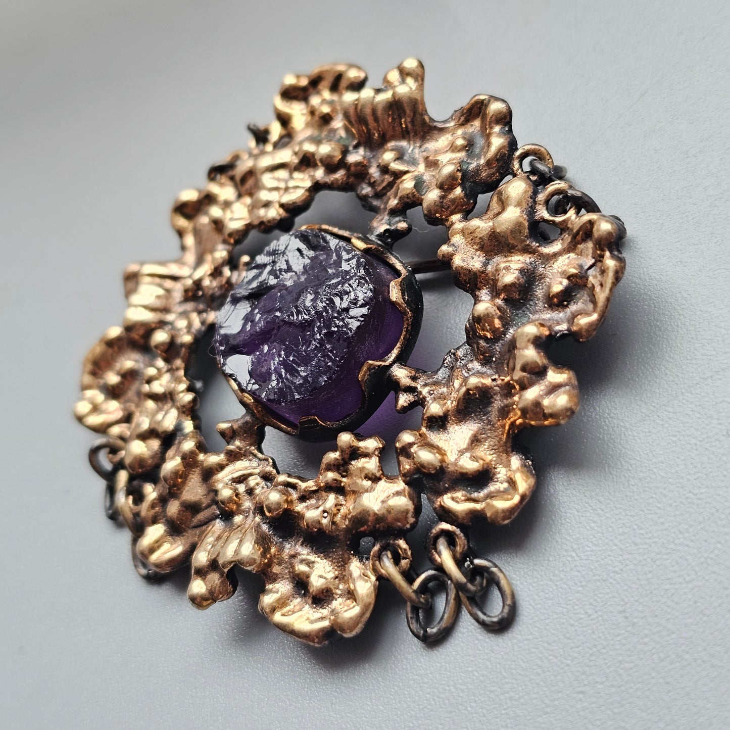 Vintage Finnish Brutalist Bronze & Raw Amethyst Brooch Kaarna Bark by Pentti Sarpaneva 1960s 1970s