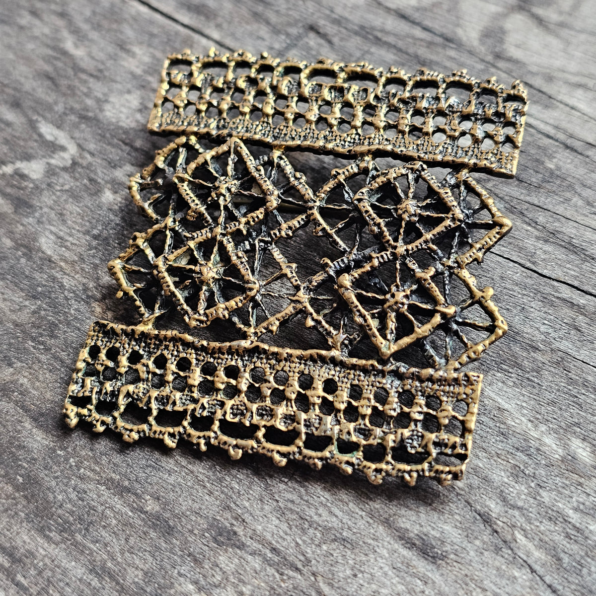 Pentti Sarpaneva Vintage Finnish Brutalist Bronze Brooch Pitsi Lace