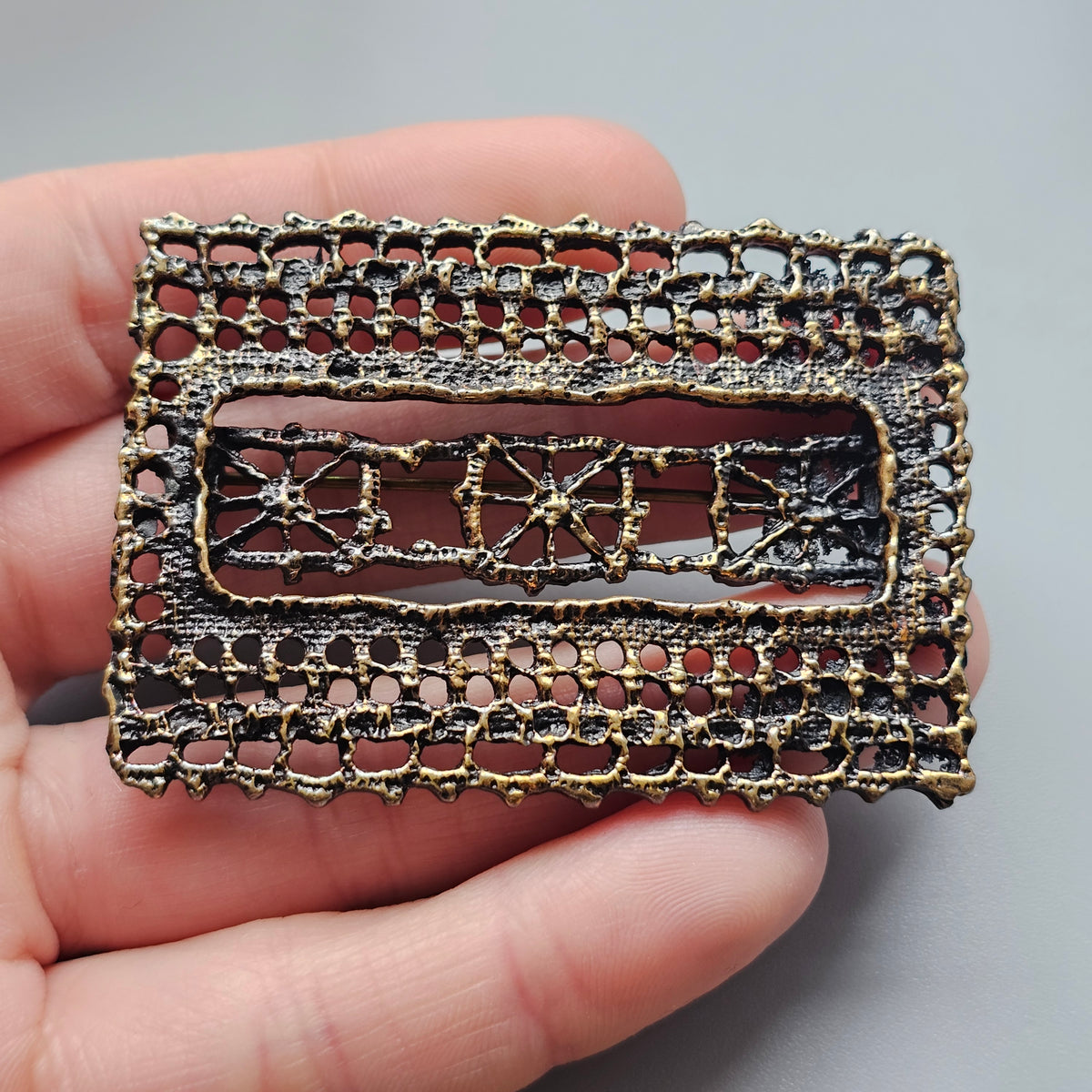 Pentti Sarpaneva Vintage Finnish Brutalist Bronze Brooch Pitsi Lace