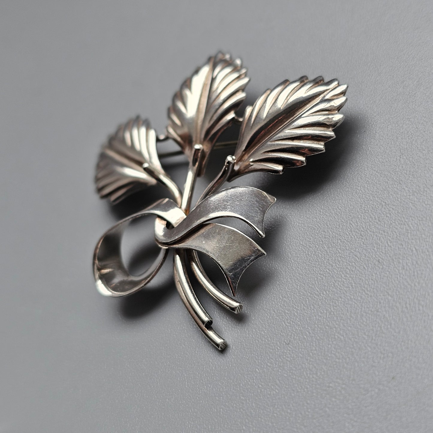 Vintage Modernist Style Flower Bouquet Brooch