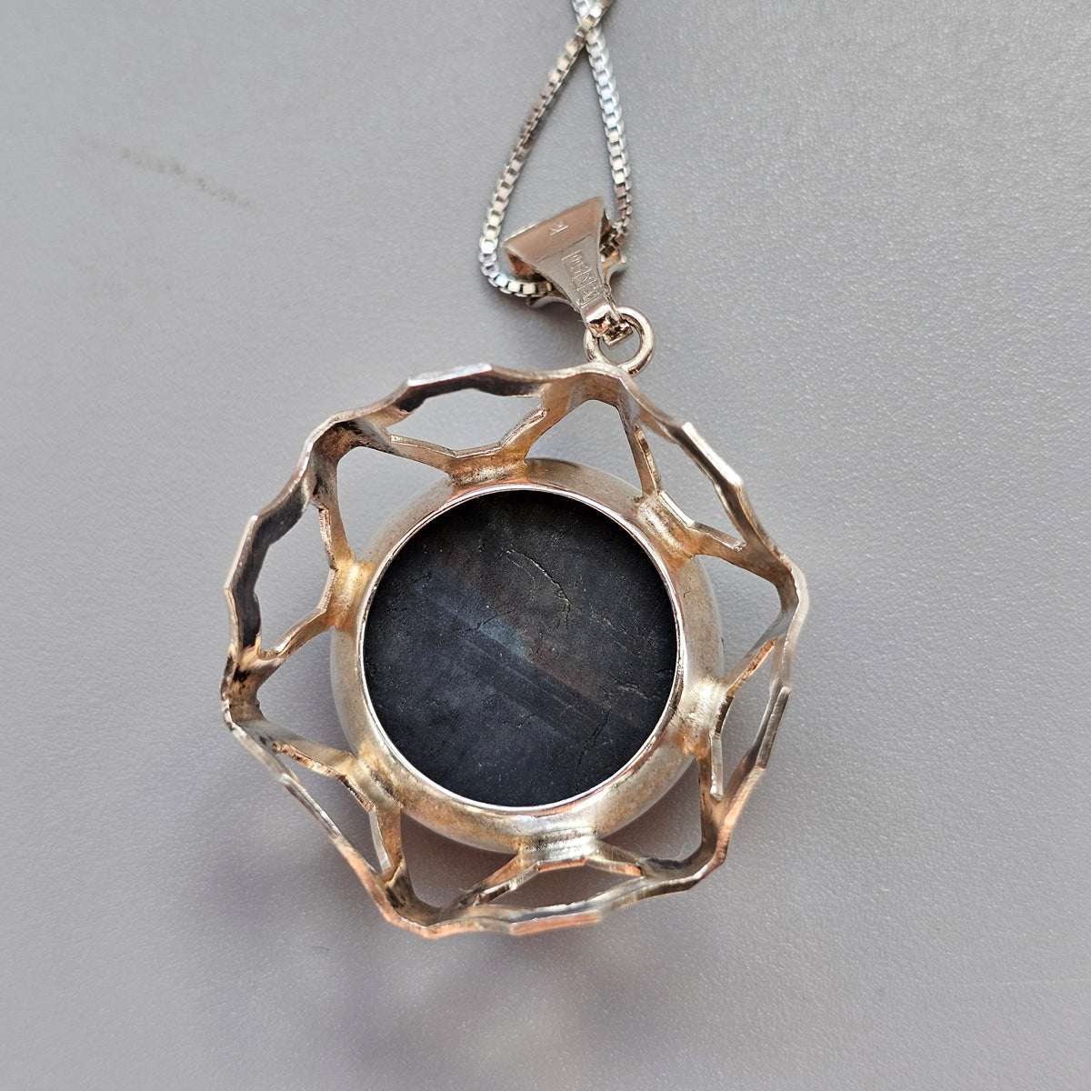 Vintage Modernist Sterling Silver & Spectrolite Necklace by Kultaseppa Salovaara 1977