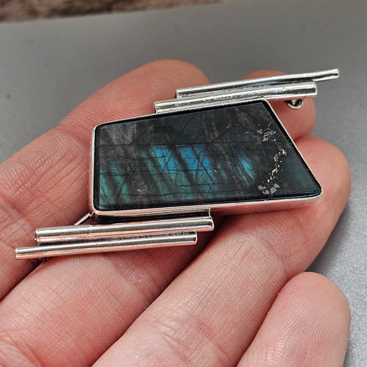 Vintage Modernist Finnish Sterling Silver & Spectrolite Brooch