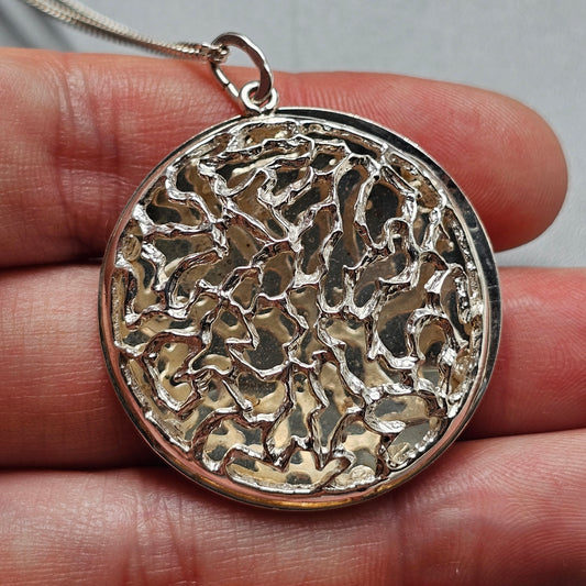 Vintage Finnish Modernist Silver Mesh Necklace Pendant by Pekka Aulin Turkukorut