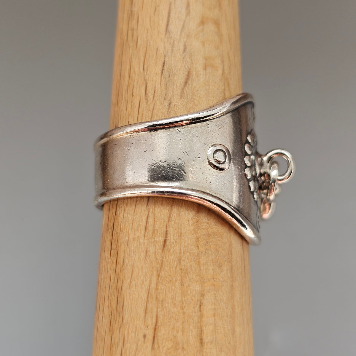 Vintage Finnish Kalevala Koru Dangly Heart Silver Ring