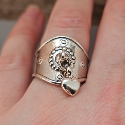 Vintage Finnish Kalevala Koru Dangly Heart Silver Ring