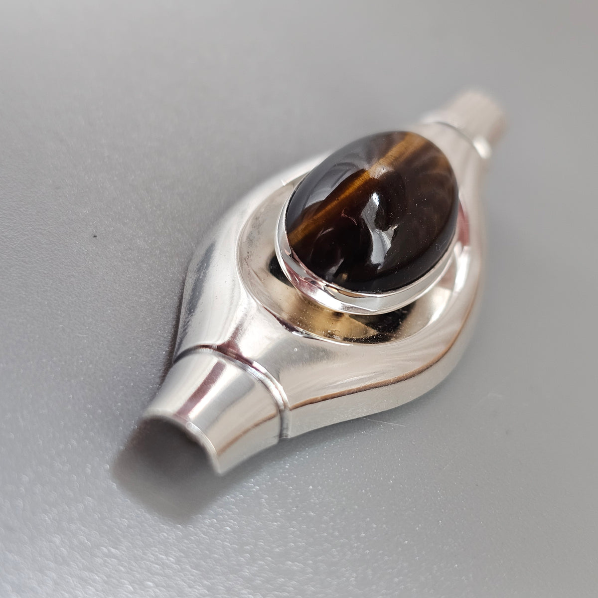 Vintage 1960s Elis Kauppi Kupittaan Kulta Finnish Silver Tiger's Eye Brooch 1960