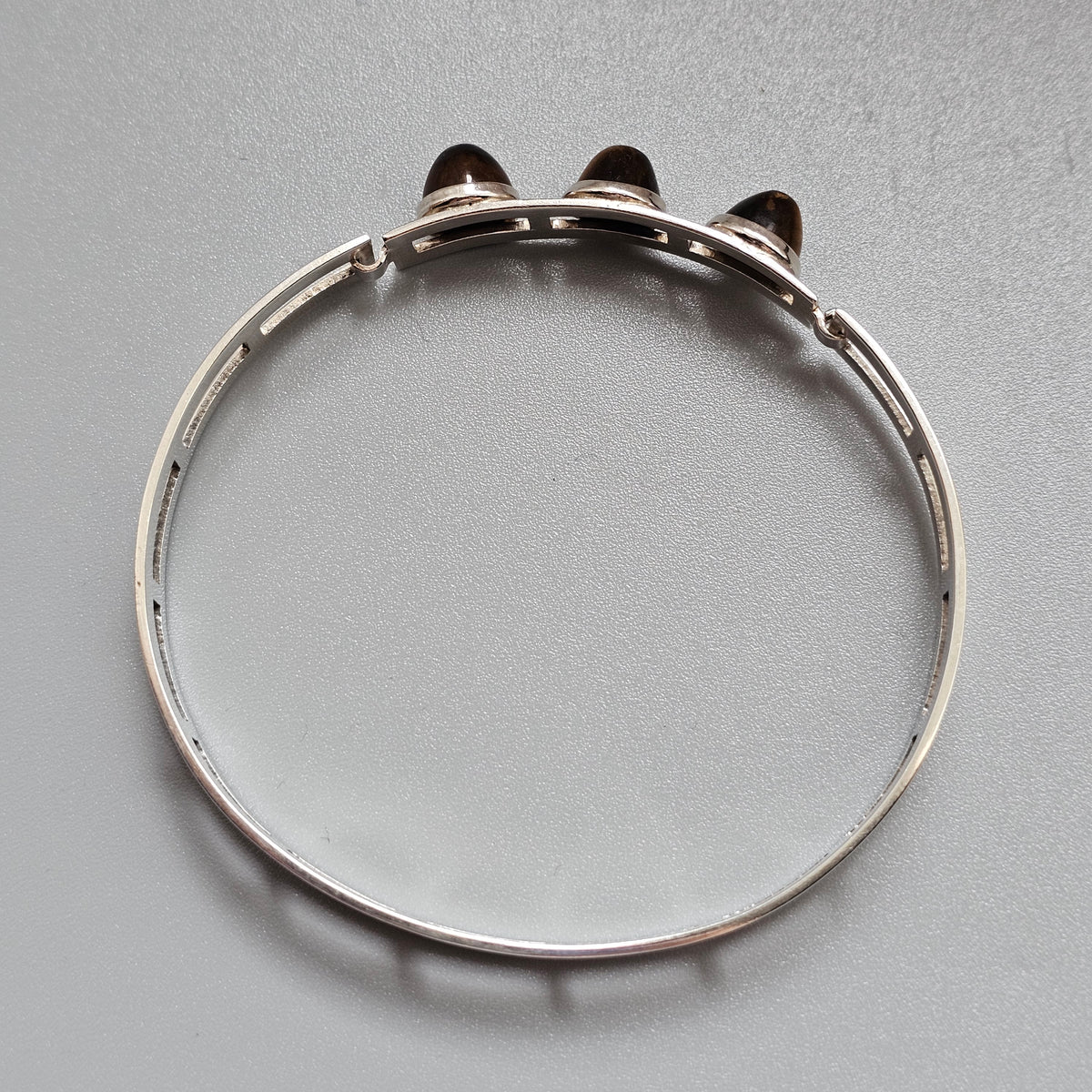 Vintage 1960s Turun Hopea Finnish Silver Tiger's Eye Modernist Bangle 1964