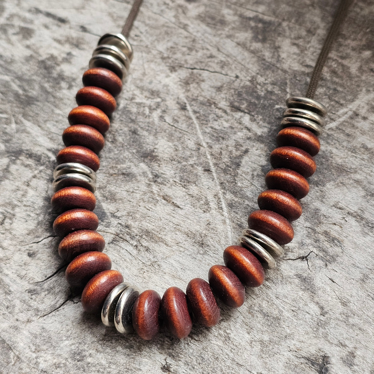 Vintage 1980s 1990s Aarikka Finnish Wooden Brown & Silver Tone Rondel Bead Necklace