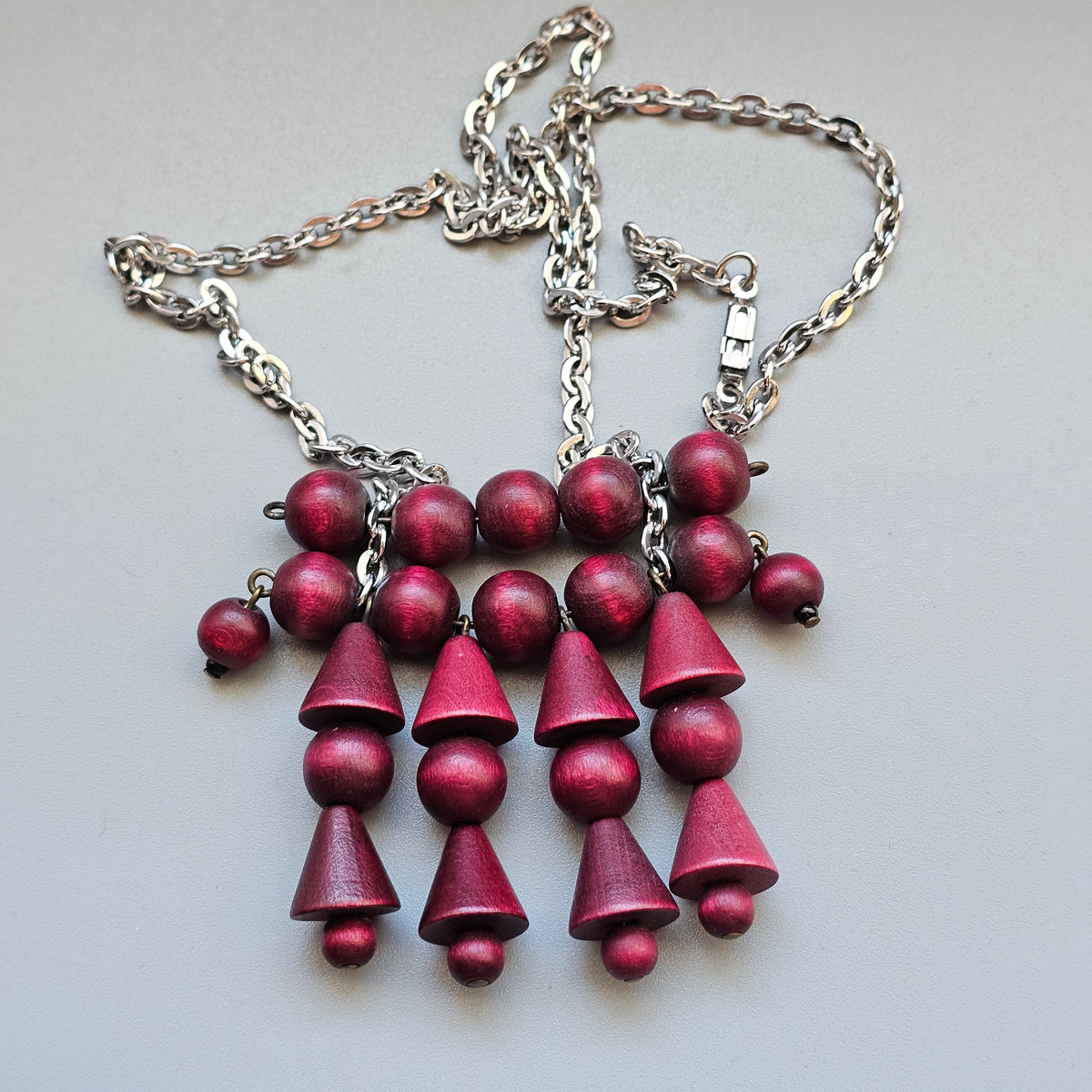 Vintage 1970s Ibero Finland Burgundy Red Wooden Bead Dangle Necklace