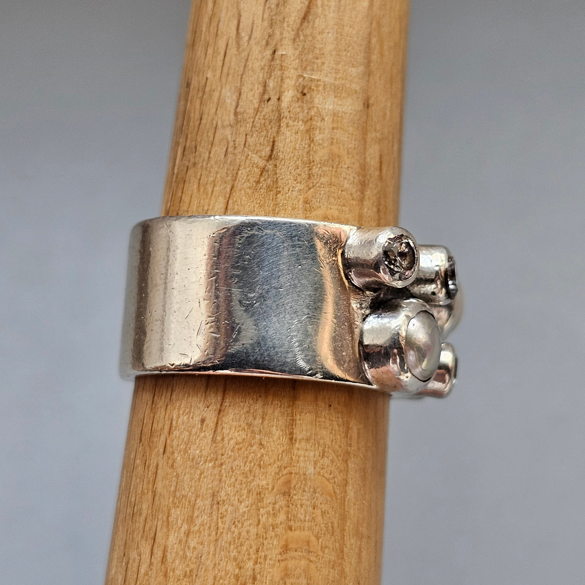 Contemporary Moment 23 Swedish Design Sterling Silver Pearl Ring