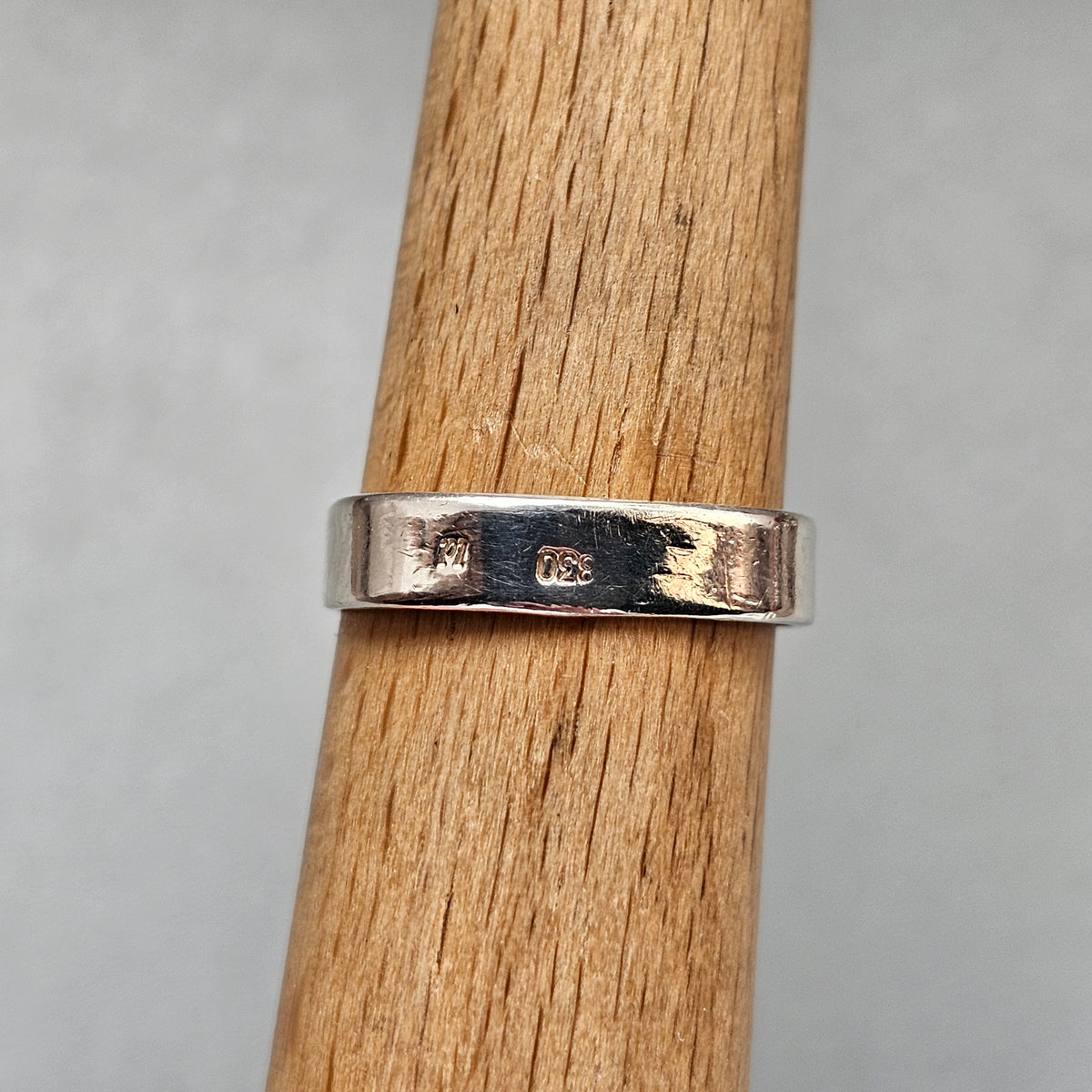 Vintage Nordic Silver Granite Modernist Ring