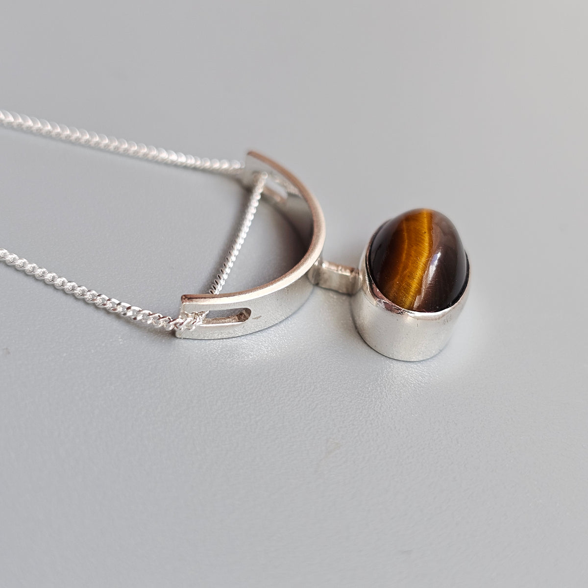 Vintage Martti Viikinniemi Finnish Silver Tiger's Eye Modernist Necklace