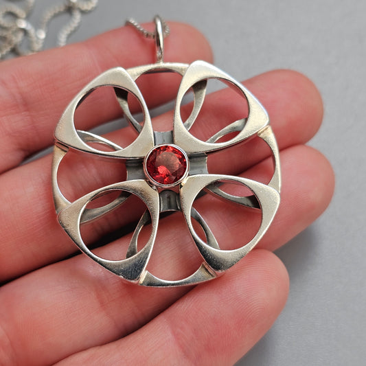 Vintage Finnish Modernist Silver Synthetic Orange Sapphire Necklace by Kultaseppä Salovaara