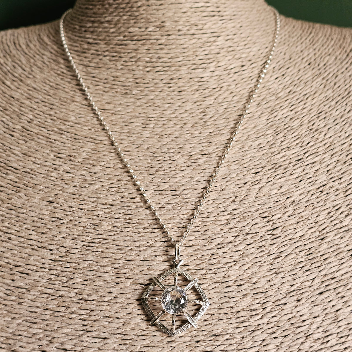 Vintage Finnish Modernist Silver Synthetic Spinel Necklace by Pekka Aulin Turkukorut