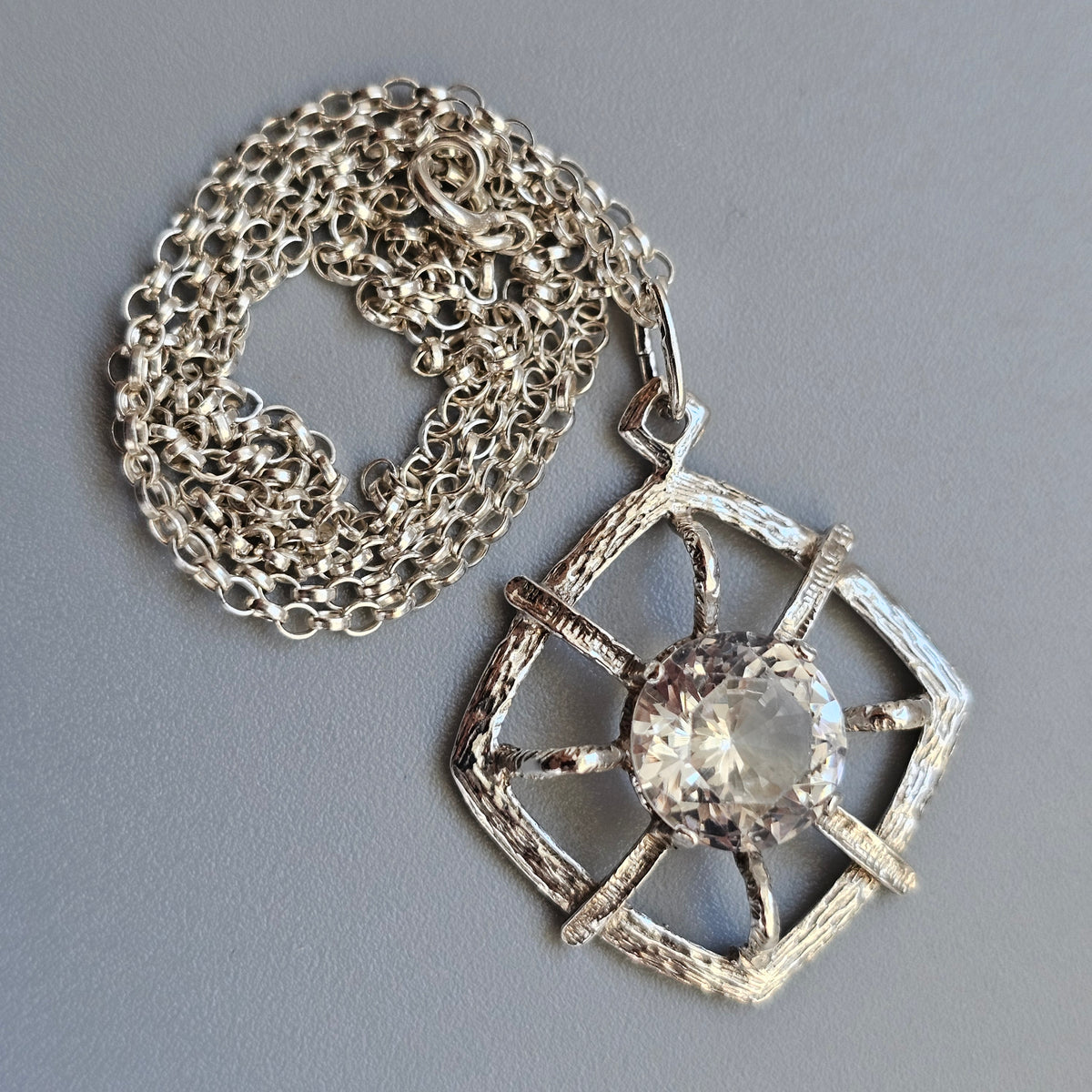 Vintage Finnish Modernist Silver Synthetic Spinel Necklace by Pekka Aulin Turkukorut